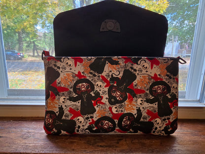 Last Minute Leslie Clutch